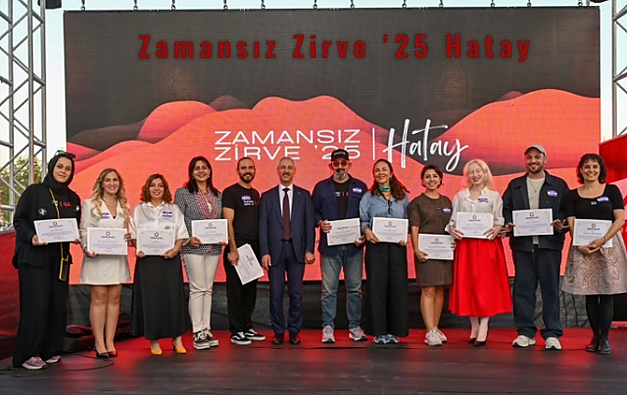 Zamansız Zirve '25 Hatay - Sahne ve Sertifika Töreni